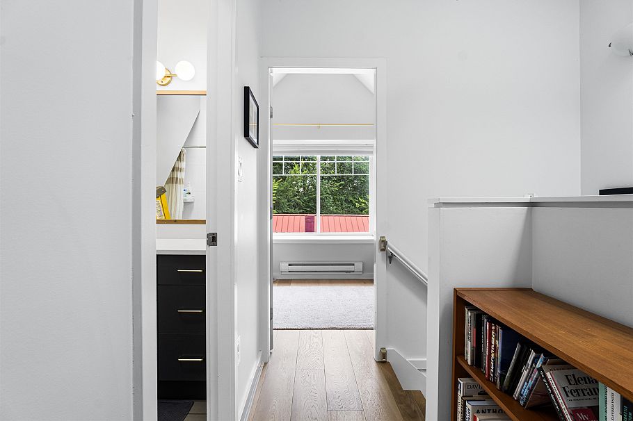 5 1638 E Georgia Street Vancouver, BC - 27