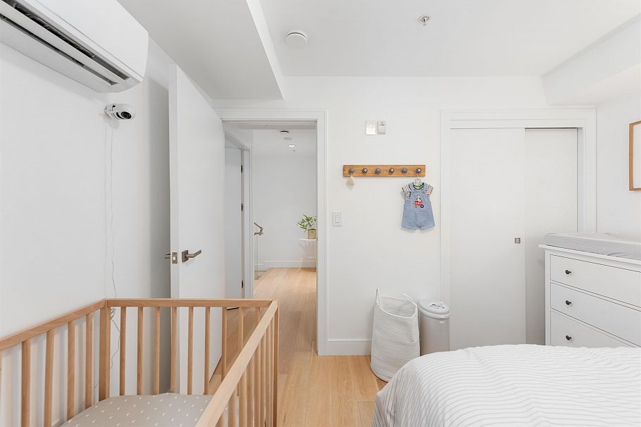 705 Victoria Drive Vancouver, BC - 19