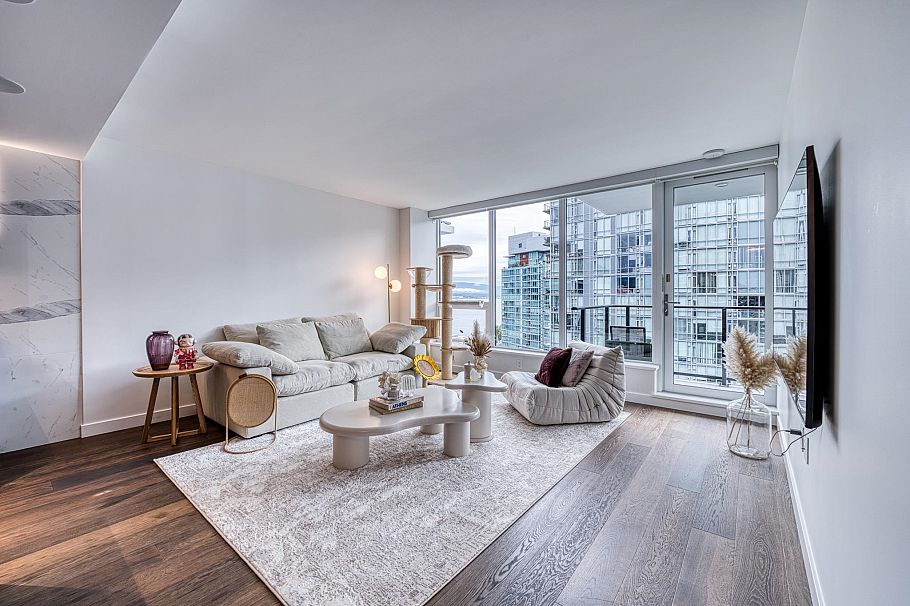 1703 620 Cardero Street Vancouver, BC - 2