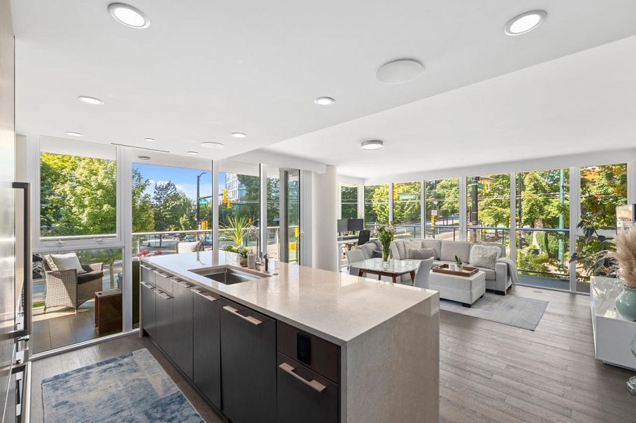 201 499 Pacific Street Vancouver, BC - 12