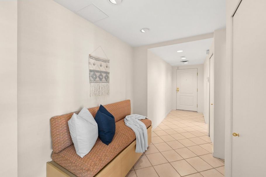 404 1233 Beach Avenue Vancouver, BC - 22