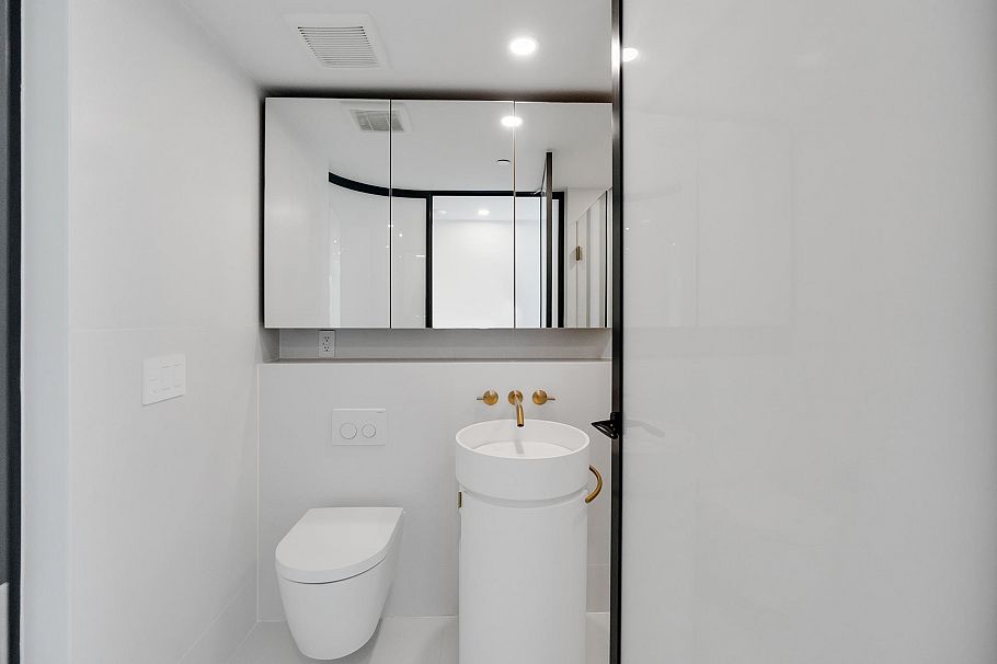 2008 1033 Nelson Street Vancouver, BC - 28