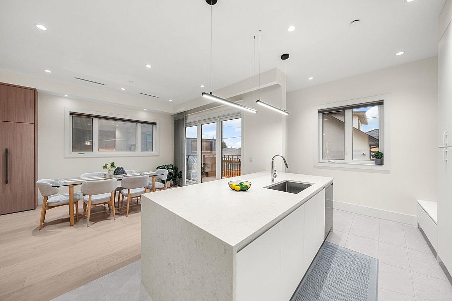 7851 Cartier Street Vancouver, BC - 10