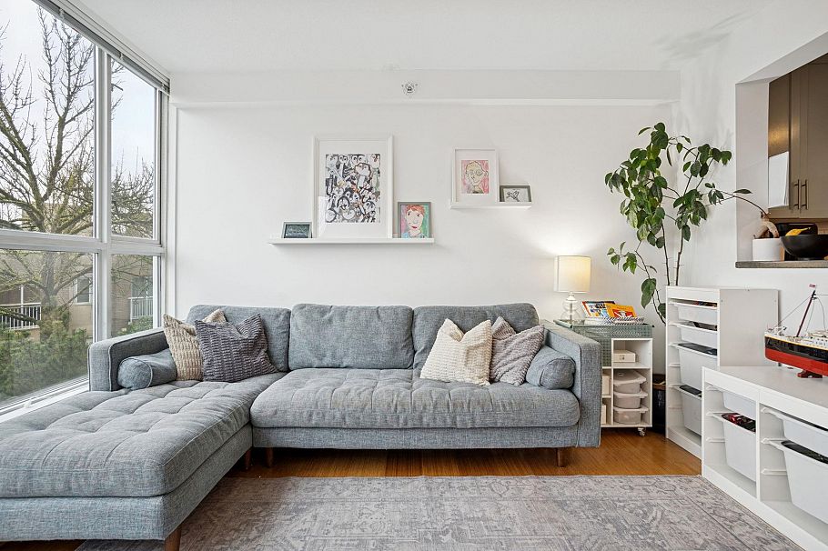 216 288 E 8th Avenue Vancouver, BC - 2