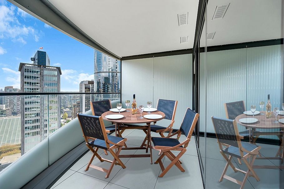 2008 1033 Nelson Street Vancouver, BC - 7