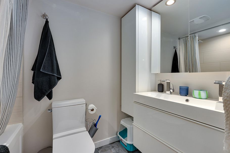 205 330 E 7th Avenue Vancouver, BC - 14