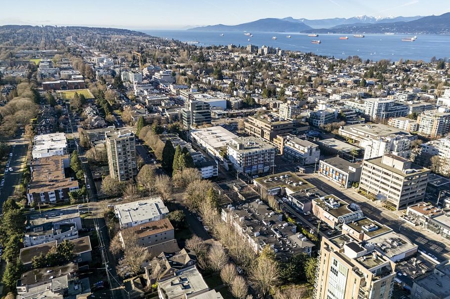 205 1695 W 10th Avenue Vancouver, BC - 35