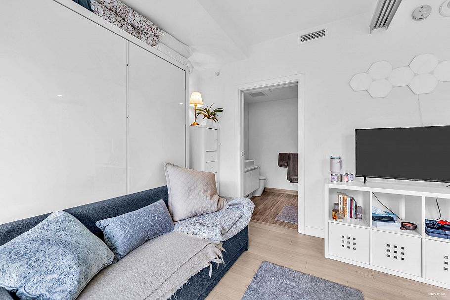 303 1480 Howe Street Vancouver, BC - 13