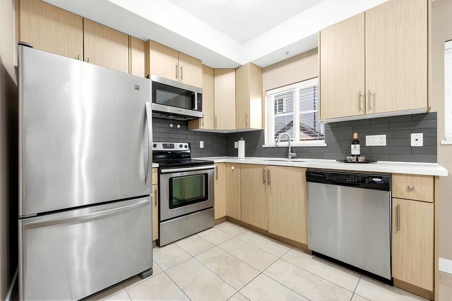 121 3888 Norfolk Street Burnaby, BC - 7