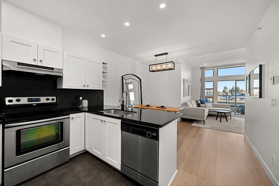 409 4550 Fraser Street Vancouver, BC - 16