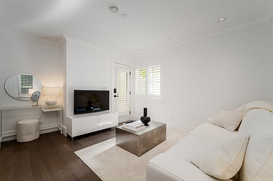 2040 W 58th Avenue Vancouver, BC - 30