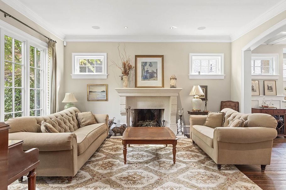 5559 Alma Street Vancouver, BC - 5