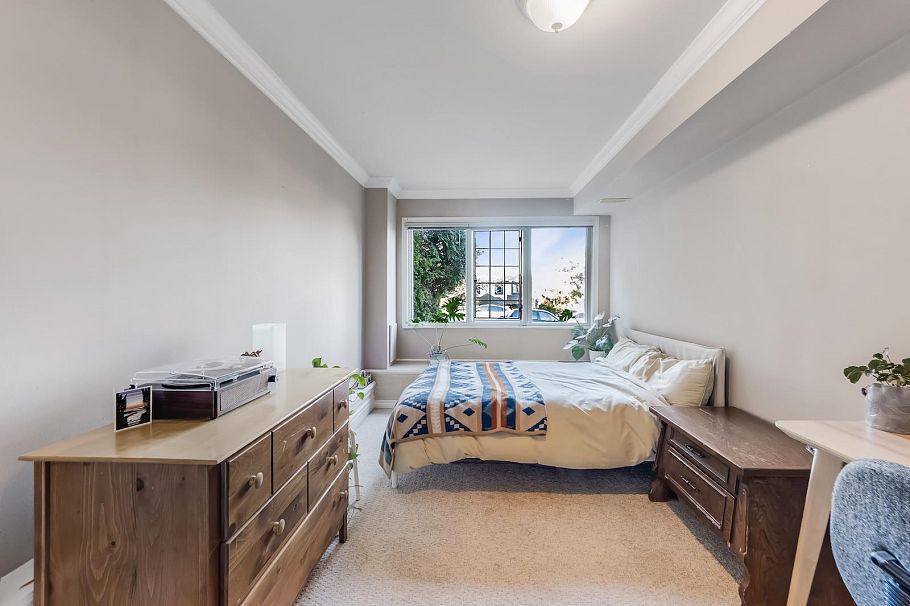 3150 W 26th Avenue Vancouver, BC - 13