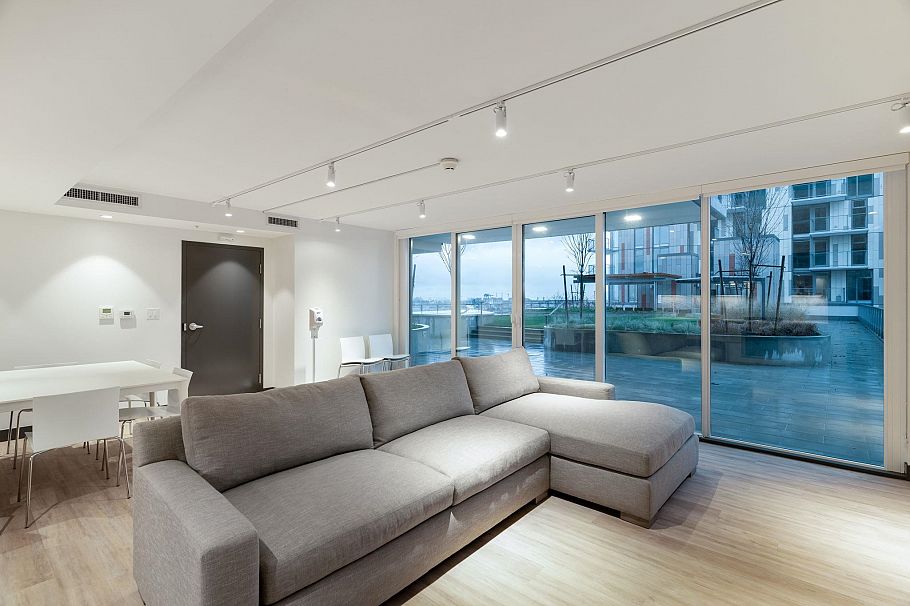 306 8181 Chester Street Vancouver, BC - 27