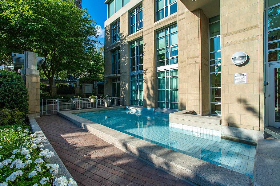 1506 1005 Beach Avenue Vancouver, BC - 26