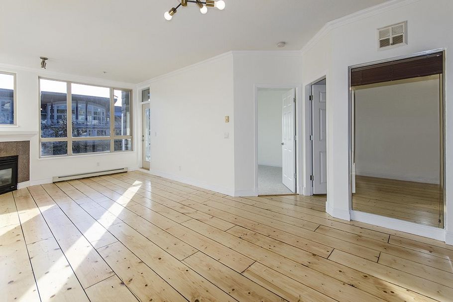 317 580 Raven Woods Drive North Vancouver, BC - 4