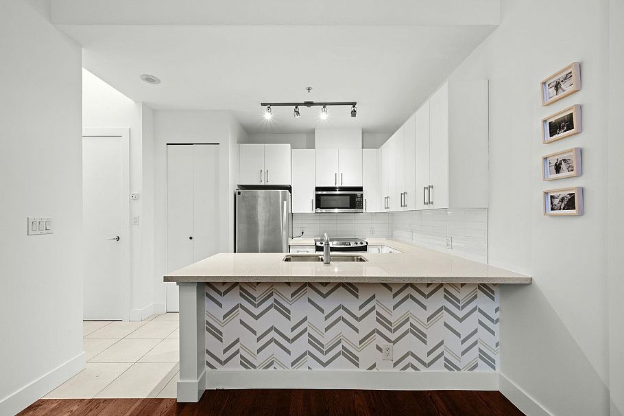 TH23 2345 Madison Avenue Burnaby, BC - 9