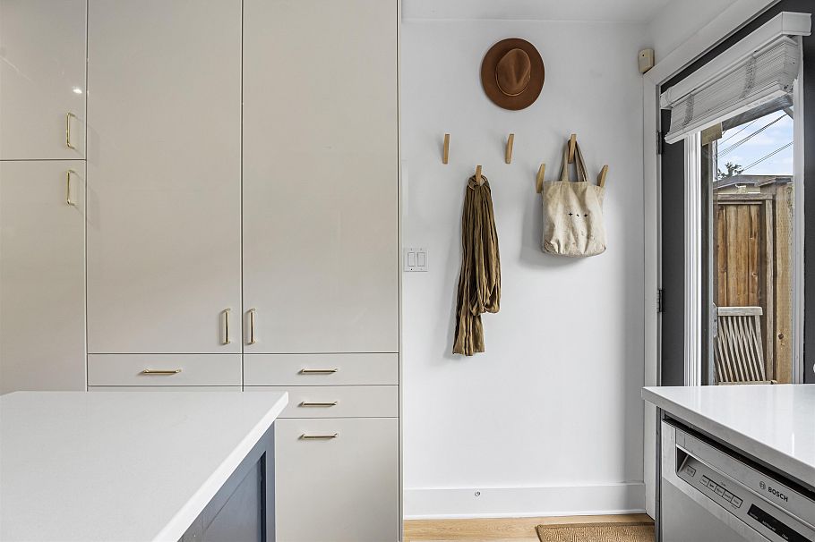 5 1638 E Georgia Street Vancouver, BC - 12