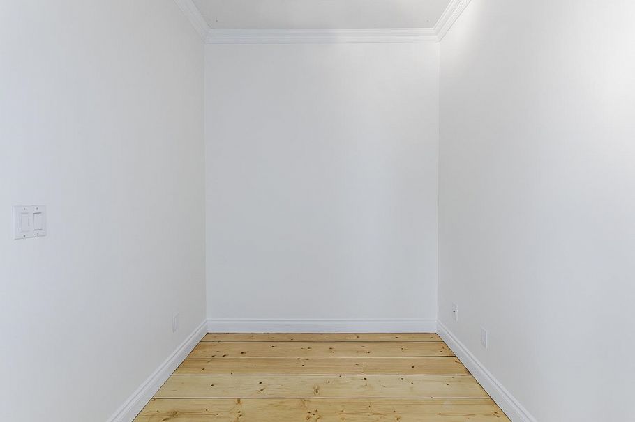 317 580 Raven Woods Drive North Vancouver, BC - 16