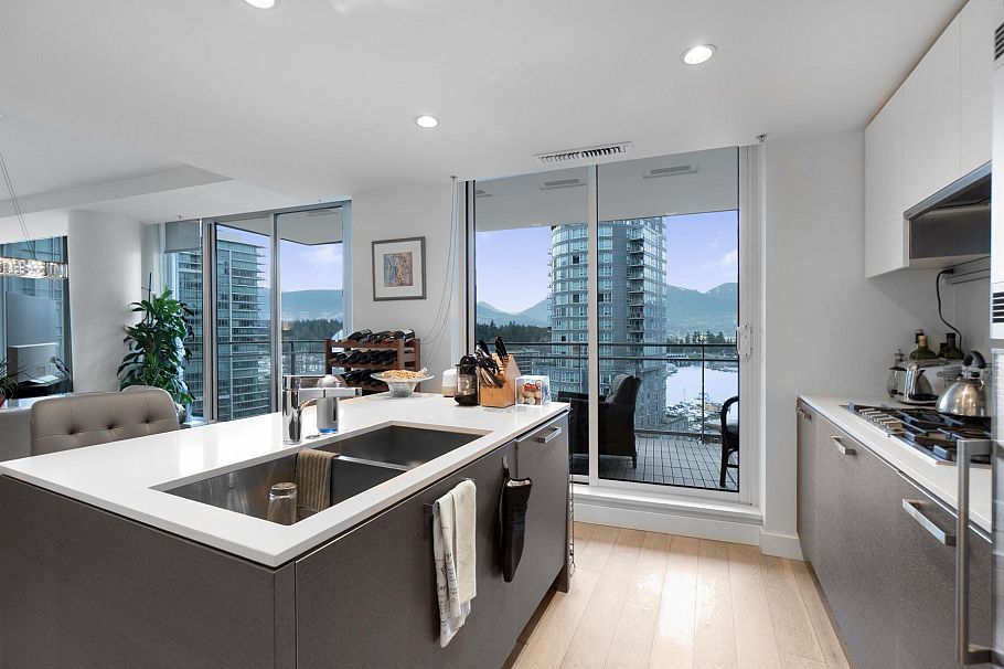 1201 1499 W Pender Street Vancouver, BC - 13