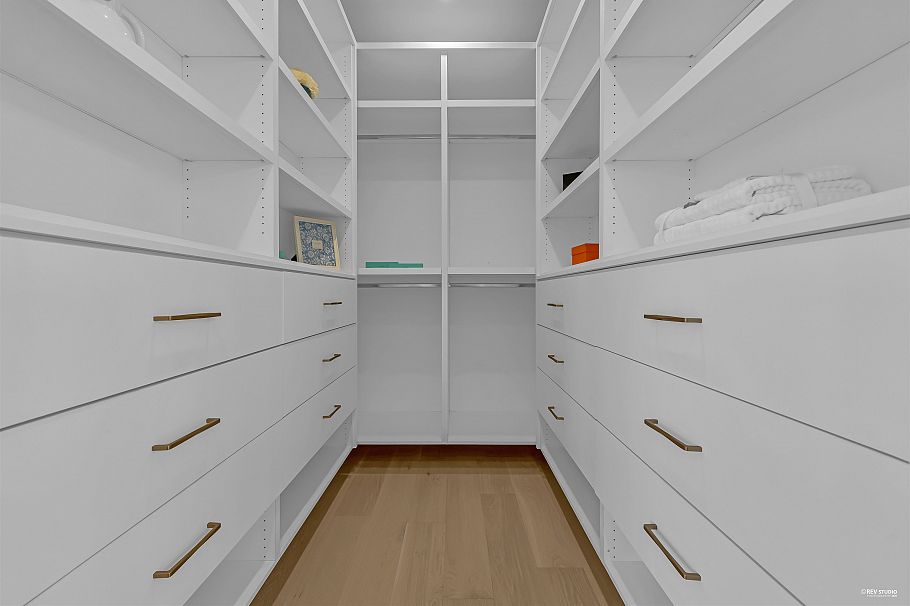 2246 W 20th Avenue Vancouver, BC - 23