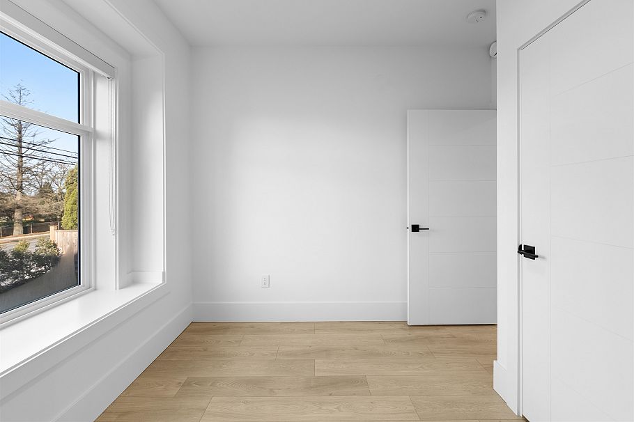 5304 Fraser Street Vancouver, BC - 33