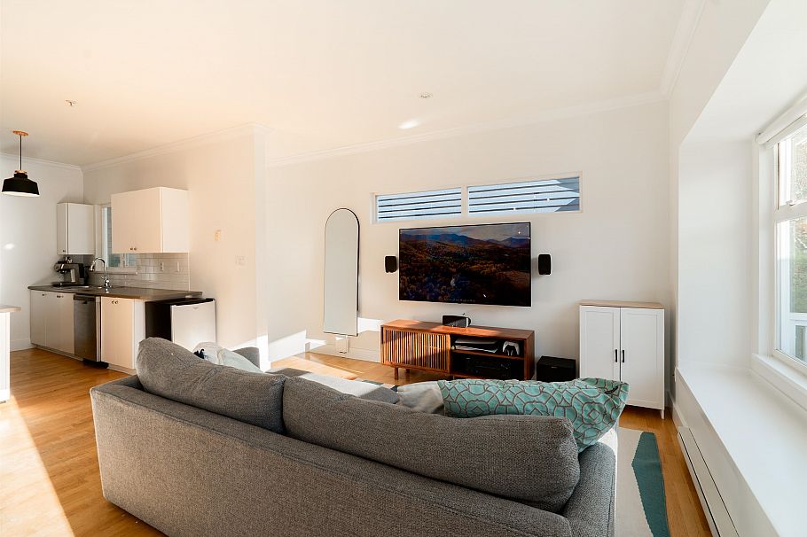 888 Union Street Vancouver, BC - 25