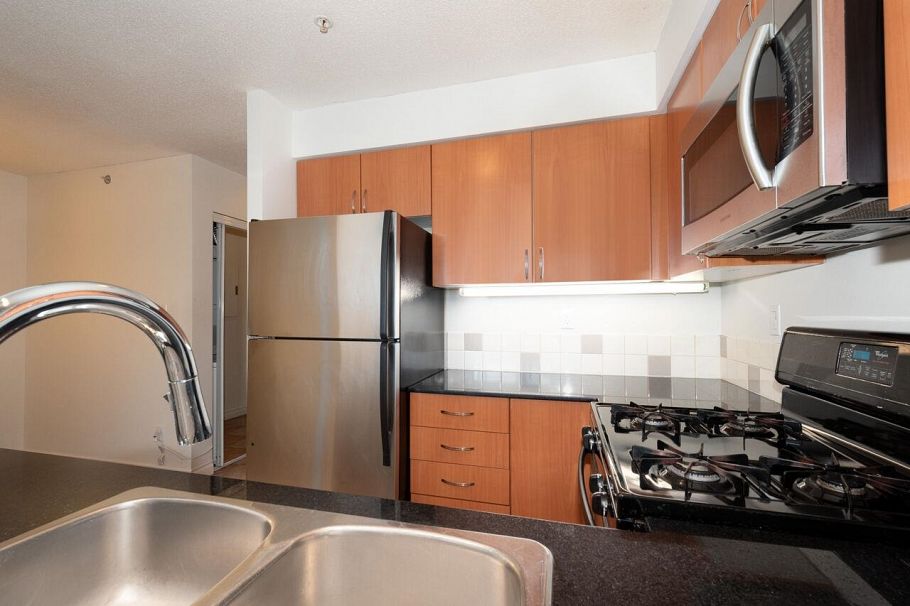 209 63 Keefer Place Vancouver, BC - 18