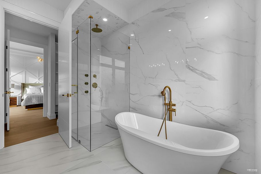 2246 W 20th Avenue Vancouver, BC - 26