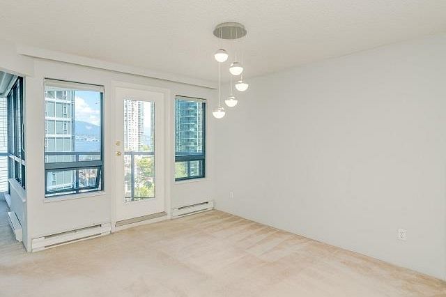 303 1415 W Georgia Street Vancouver, BC - 13