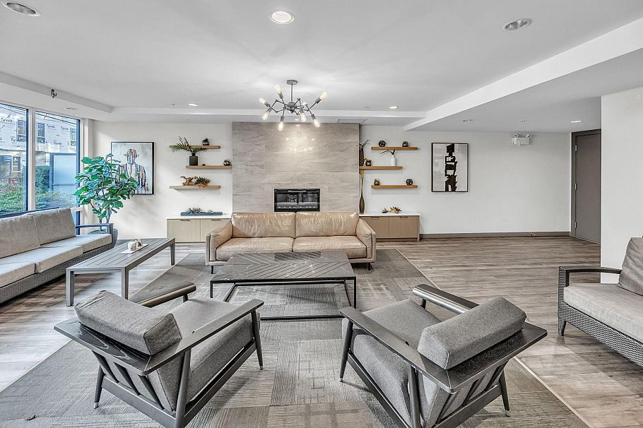 108 615 E 3rd Street North Vancouver, BC - 26