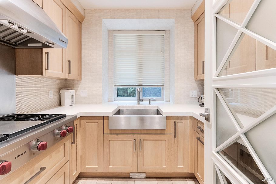 1192 W 39th Avenue Vancouver, BC - 18