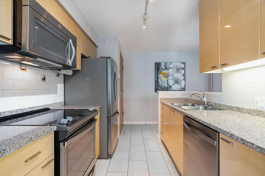 1505 1200 W Georgia Street Vancouver, BC - 9