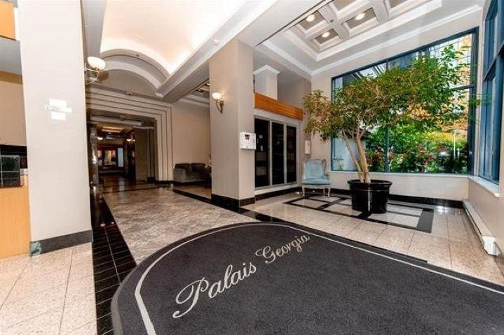 303 1415 W Georgia Street Vancouver, BC - 29