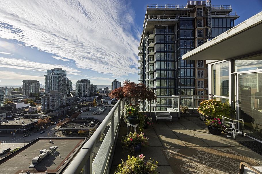 1702 121 W 16th Street North Vancouver, BC - 31