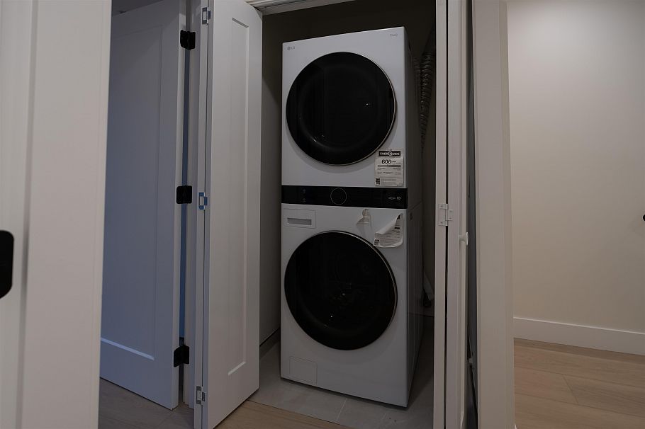 3350 Cobblestone Avenue Vancouver, BC - 25