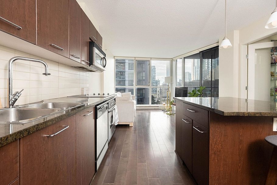 908 1155 Seymour Street Vancouver, BC - 9