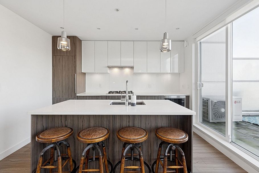 505 379 E Broadway Vancouver, BC - 9