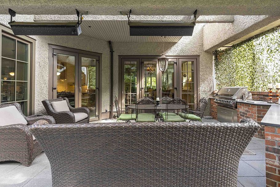 5559 Alma Street Vancouver, BC - 35