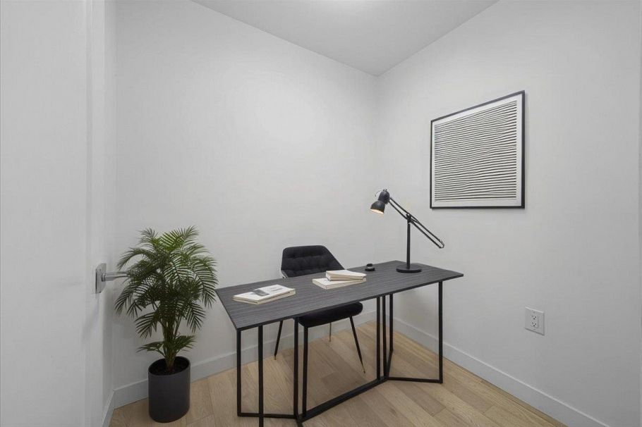 4110 Columbia Street Vancouver, BC - 9