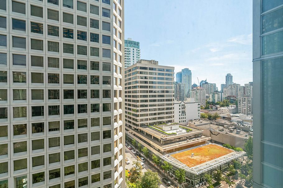 1505 1200 W Georgia Street Vancouver, BC - 15