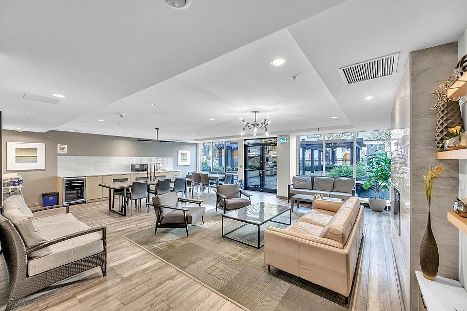 108 615 E 3rd Street North Vancouver, BC - 25