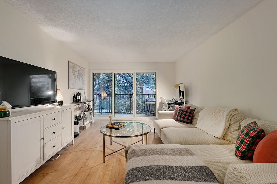 205 330 E 7th Avenue Vancouver, BC - 2