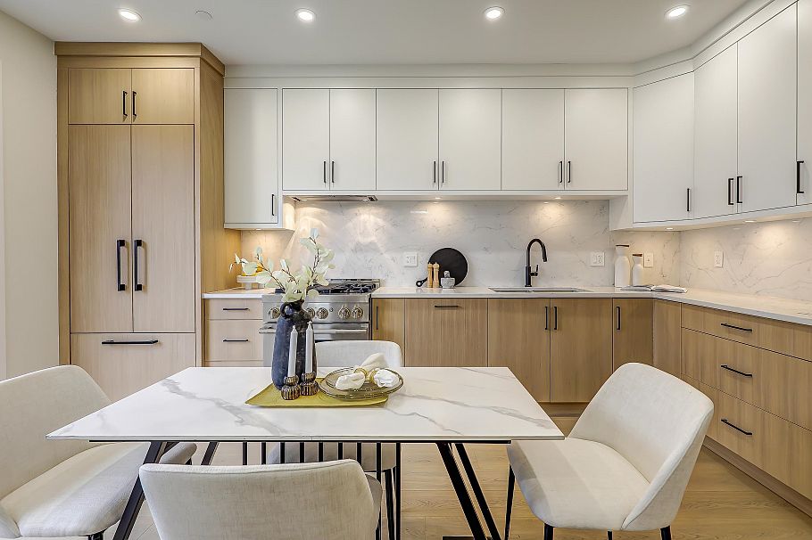 1 3695 E 26 Avenue Vancouver, BC - 12