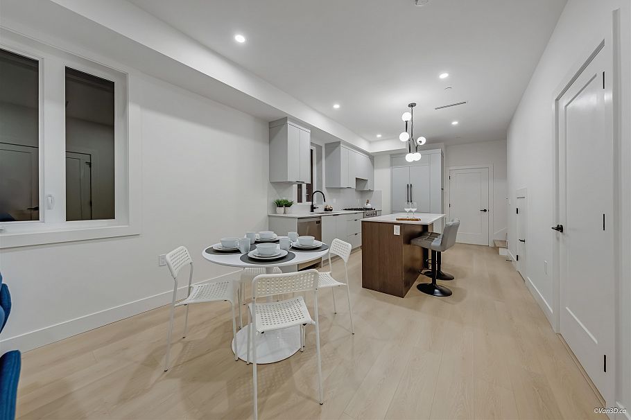 6728 Heather Street Vancouver, BC - 4