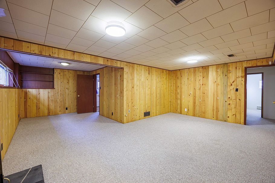 535 W 62nd Avenue Vancouver, BC - 24