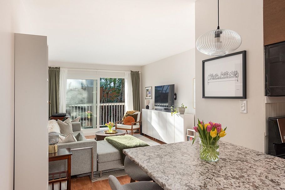 809 756 Great Northern Way Vancouver, BC - 4