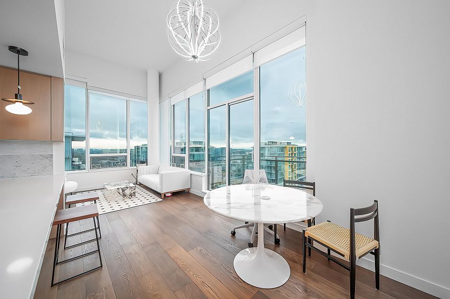 1903 8833 Hazelbridge Way Richmond, BC - 4