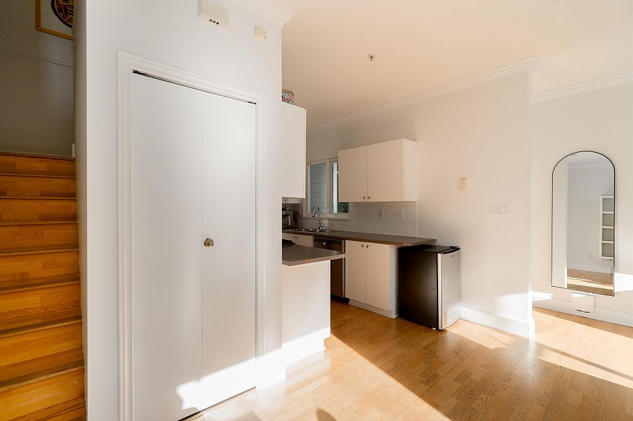 888 Union Street Vancouver, BC - 27