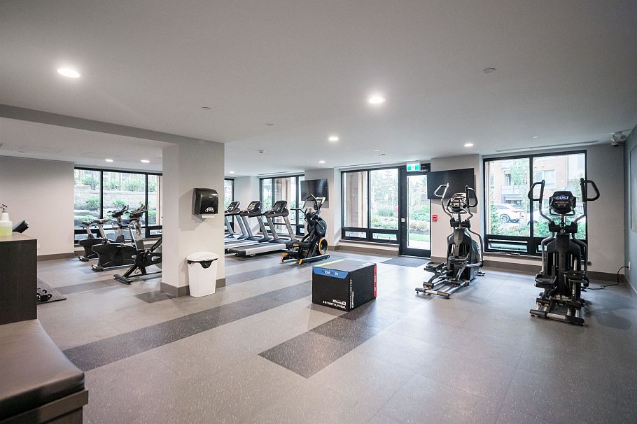 101 2663 Library Lane North Vancouver, BC - 9